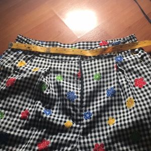 Line up floral gingham shorts